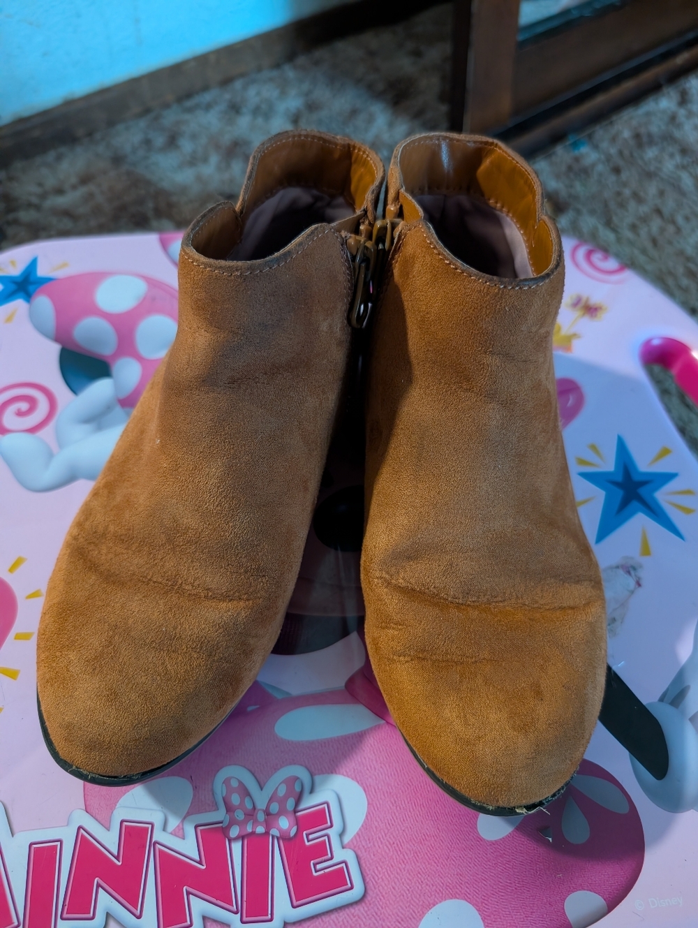 Girls Slip On Boots!